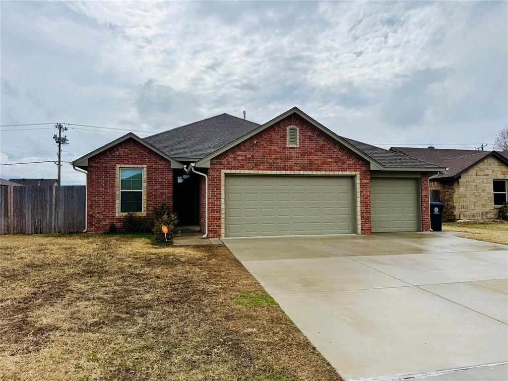 216 SW 148th Street, Oklahoma City, OK 73170 Main Photo