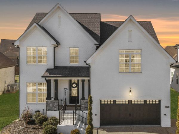 188 Karen Dr, Mount Juliet, TN 37122