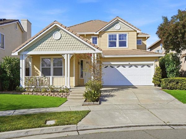 106 106 White Cap Cove, Hercules, CA 94547