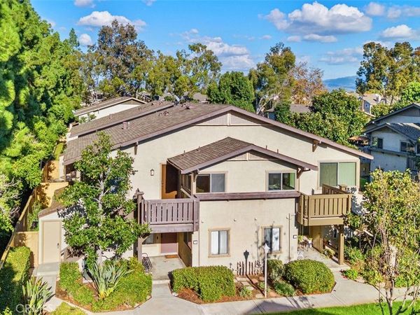 56 Windjammer, Unit 27, Irvine, CA 92614