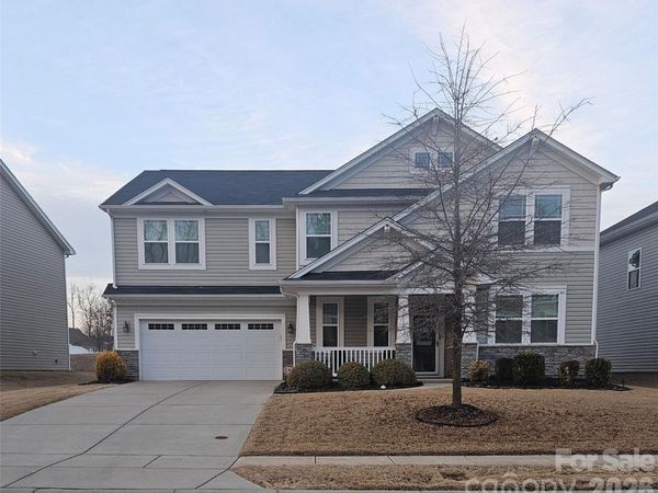 7512 Meridale Forest Drive, Charlotte, NC 28269