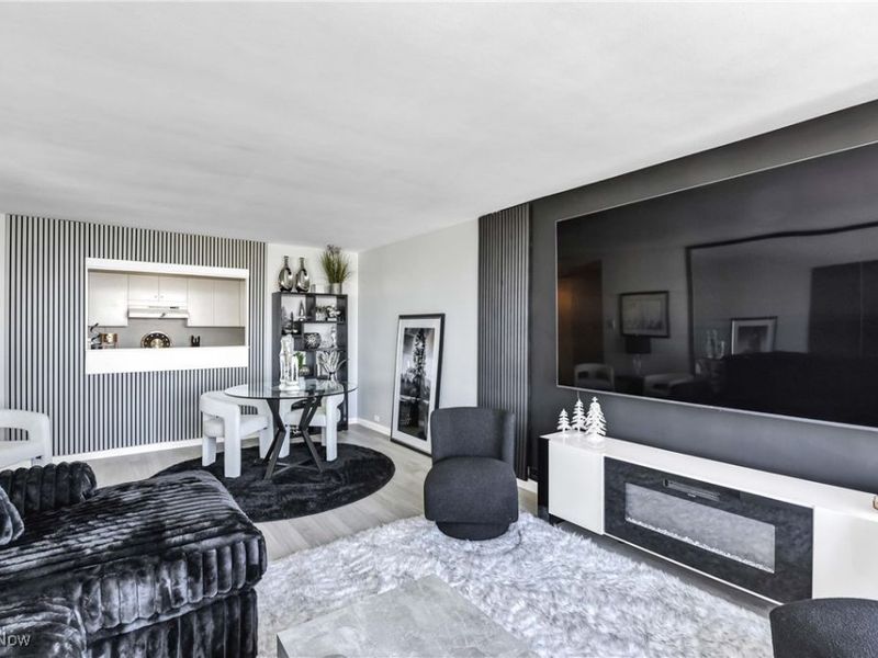 12700 Lake Avenue, Unit 2603, Lakewood, OH 44107 Photo 12