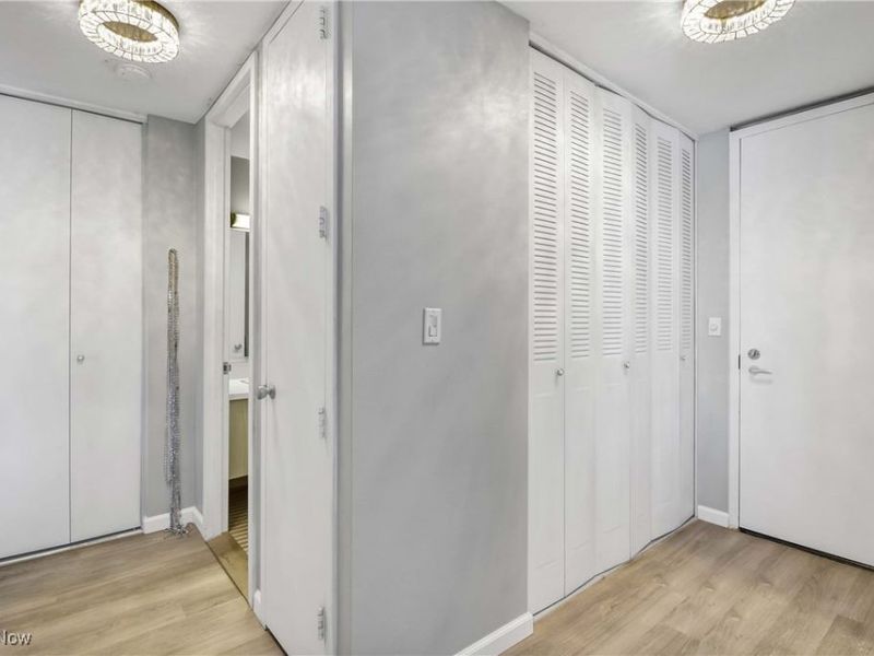 12700 Lake Avenue, Unit 2603, Lakewood, OH 44107 Photo 16