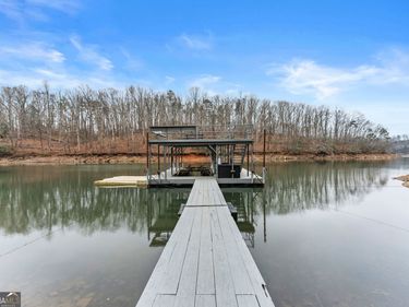 6052 Seminole Drive, Flowery Branch, GA 30542