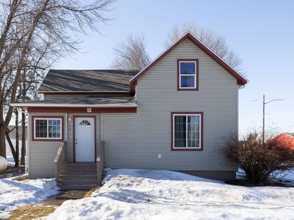 304 1ST Avenue E, Halstad, MN 56548