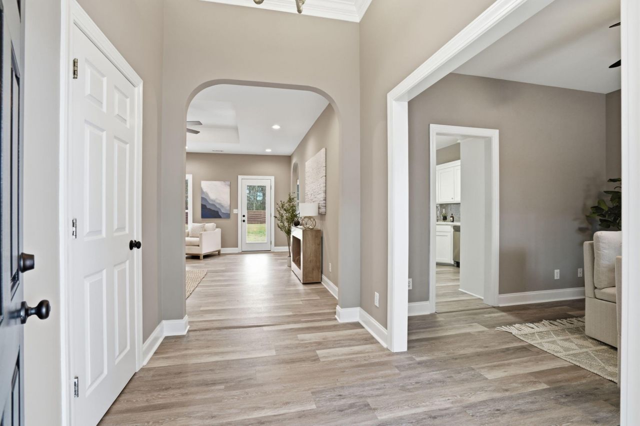 120 Intimidator Lane Photo 16