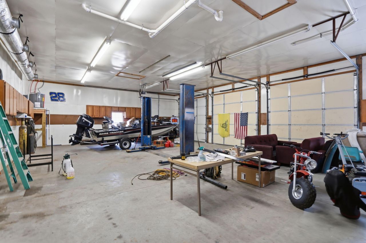 120 Intimidator Lane Photo 60