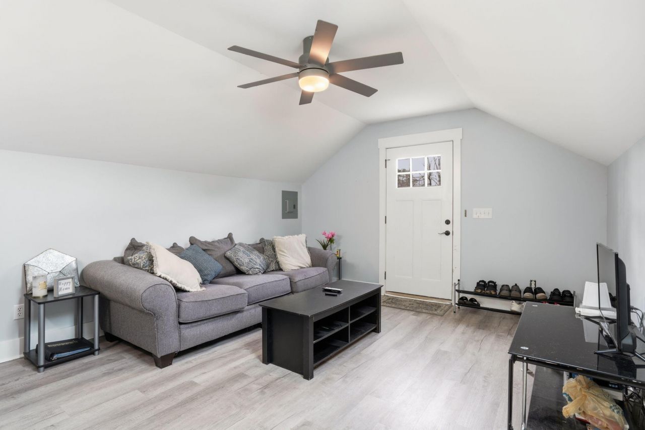 120 Intimidator Lane Photo 62