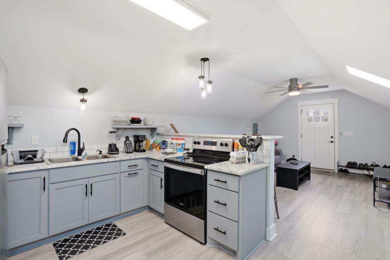 120 Intimidator Lane Photo 65