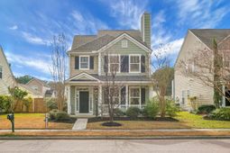 143 Red Leaf Boulevard photo 4