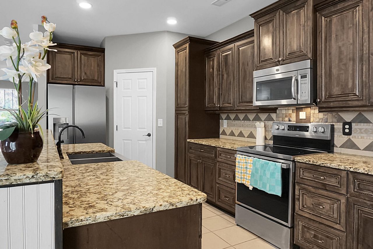 143 Red Leaf Boulevard Photo 24