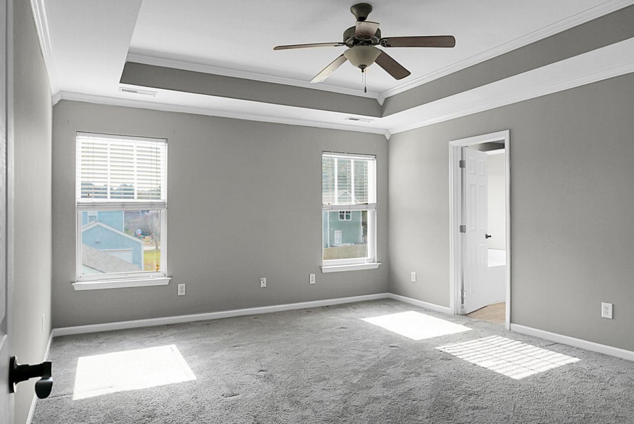 143 Red Leaf Boulevard Photo 31