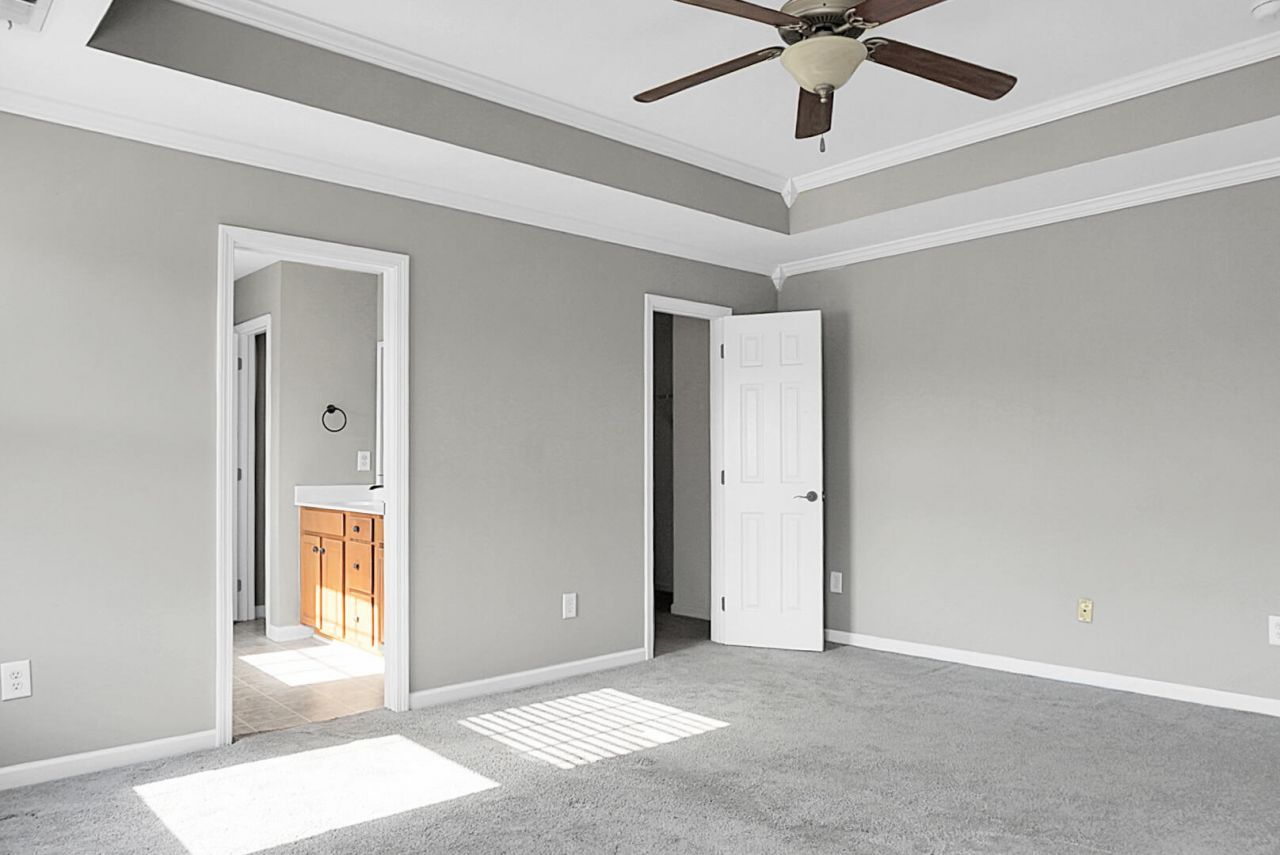 143 Red Leaf Boulevard Photo 32