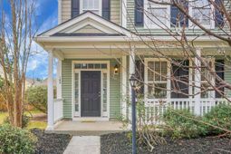 143 Red Leaf Boulevard photo 4