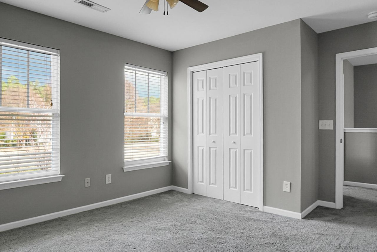 143 Red Leaf Boulevard Photo 41