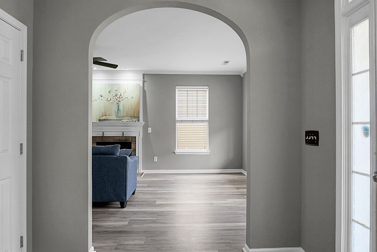 143 Red Leaf Boulevard Photo 9