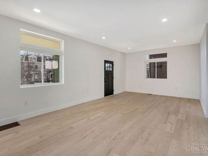 1930 Kinney Avenue, Cincinnati, OH 45207 Photo 10