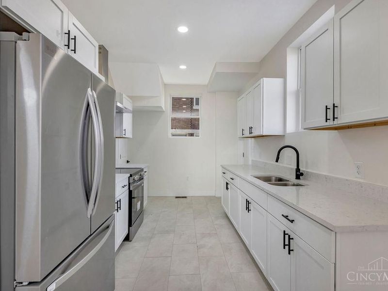 1930 Kinney Avenue, Cincinnati, OH 45207 Photo 12