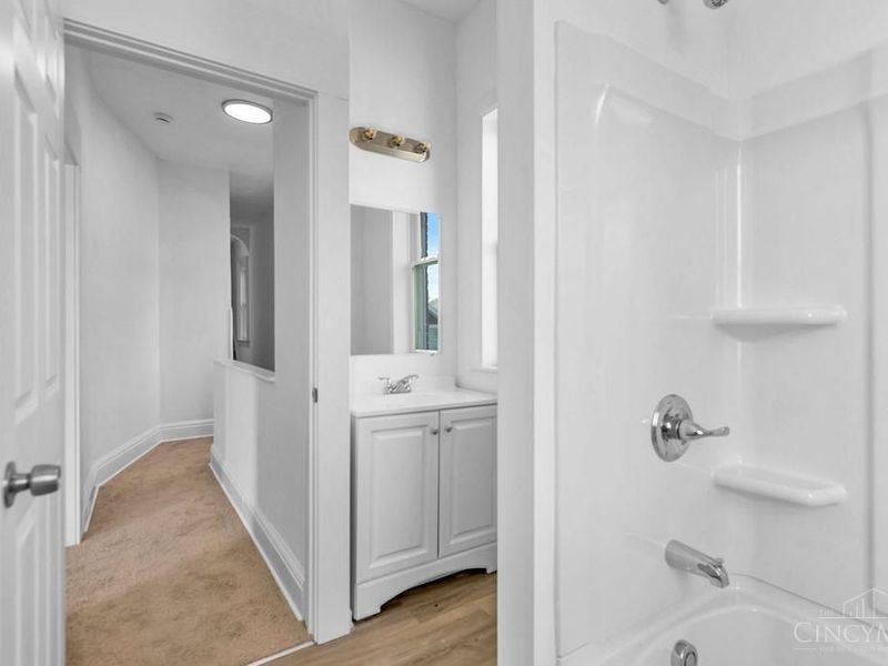 3138 Woodburn Avenue, Cincinnati, OH 45207 Photo 31