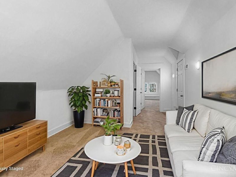 3138 Woodburn Avenue, Cincinnati, OH 45207 Photo 33