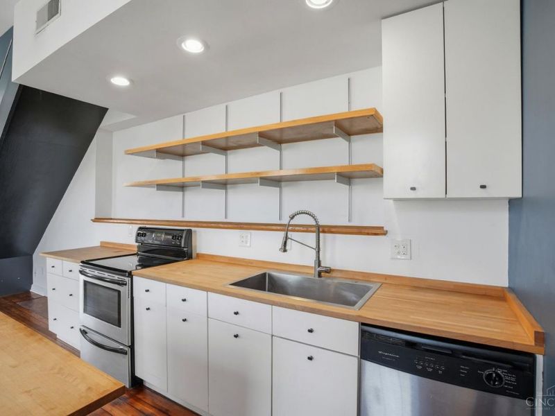 1314 Spring Street, Unit 4, Cincinnati, OH 45202 Photo 8