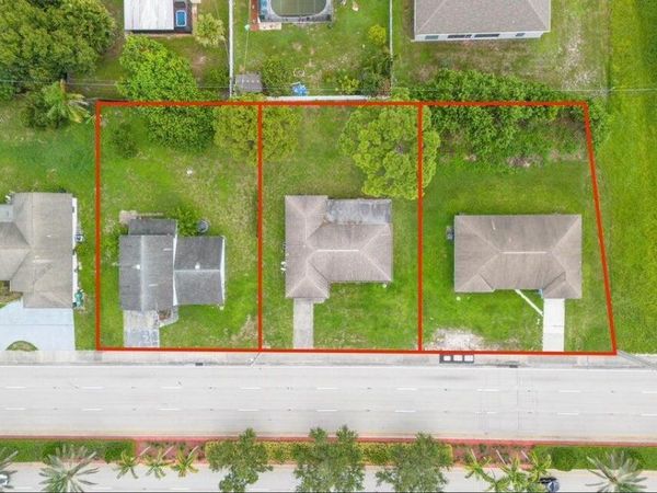 565 SE Port St Lucie Boulevard, Port St. Lucie, FL 34983