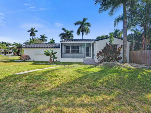 1401 S 16th Avenue, Hollywood, FL 33020