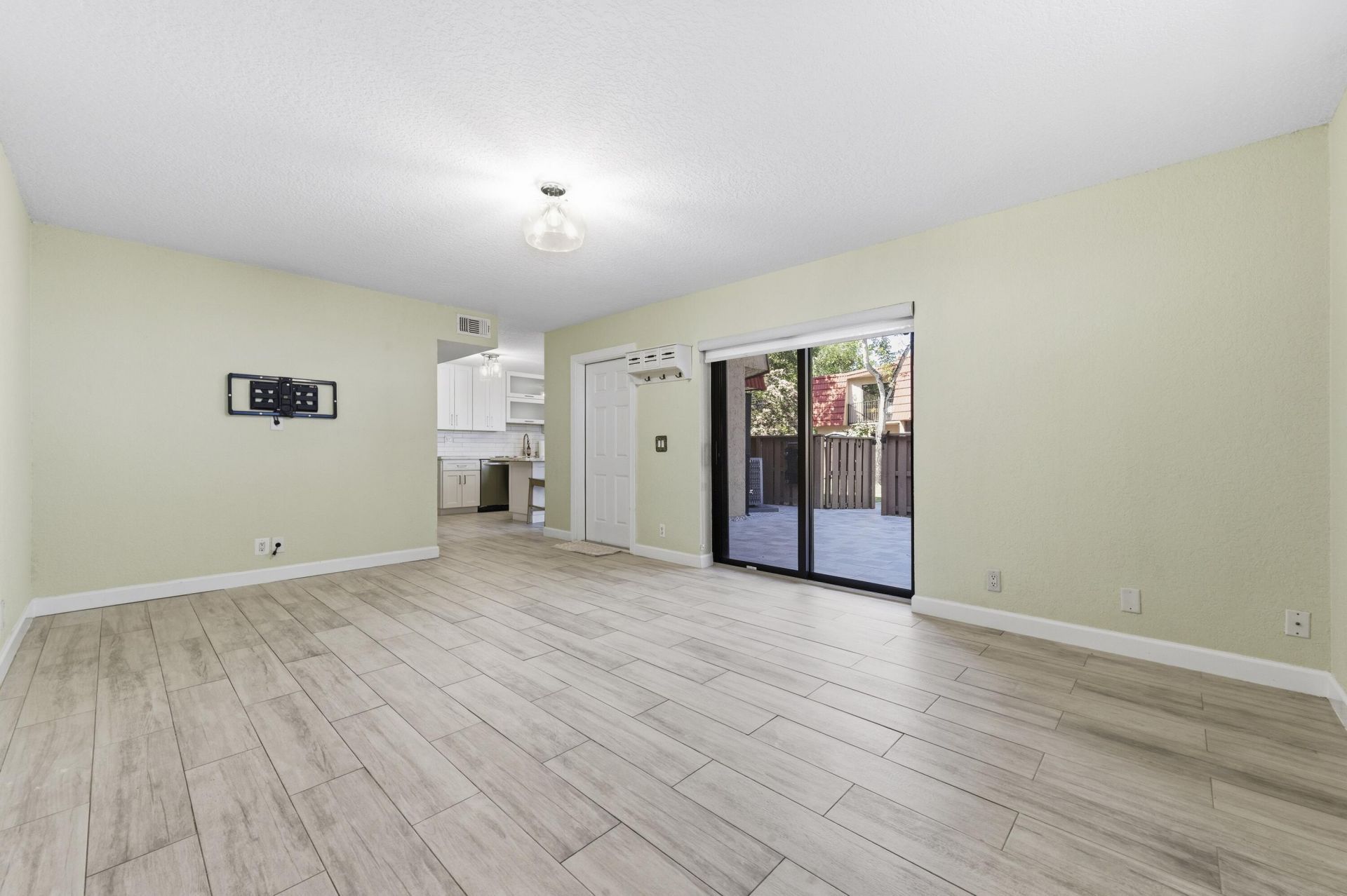 8135 Severn Drive, Unit A, Boca Raton, FL 33433 Photo