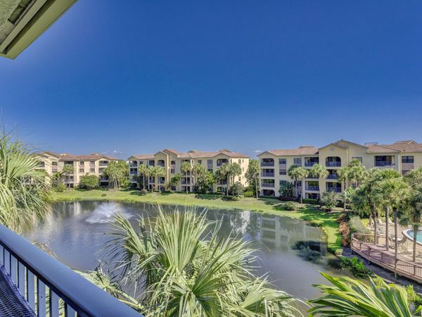 500 Uno Lago Drive, Unit 402, Juno Beach, FL 33408