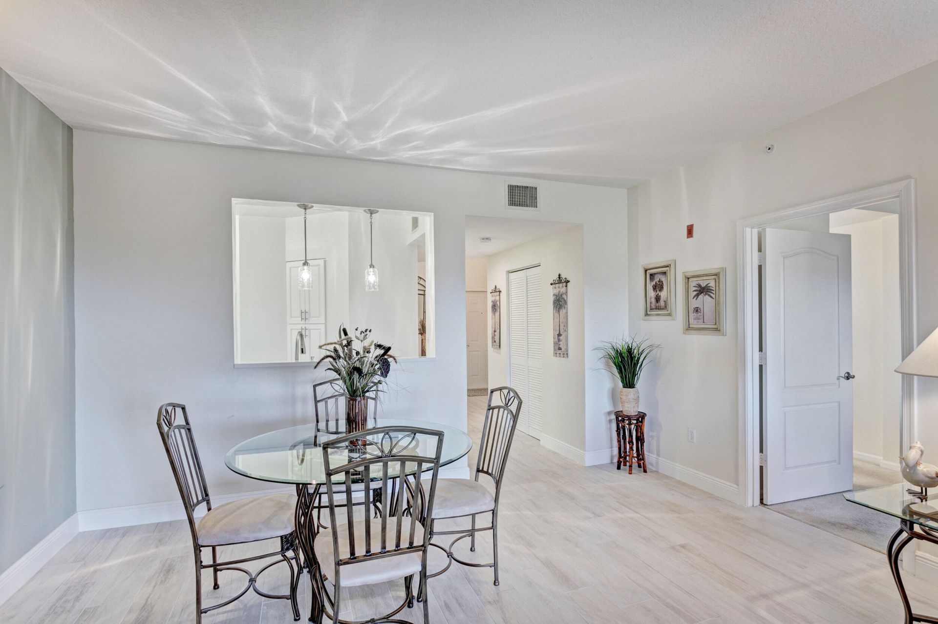 500 Uno Lago Drive, Unit 402, Juno Beach, FL 33408 Photo