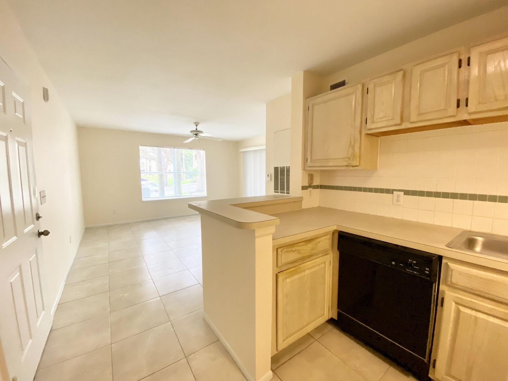 1725 Palm Cove Boulevard, Unit 104, Delray Beach, FL 33445 Photo