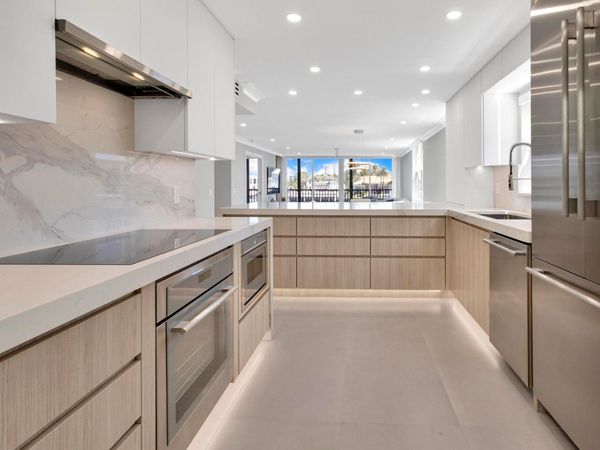 1 Harbourside Drive, Unit 2207, Delray Beach, FL 33483