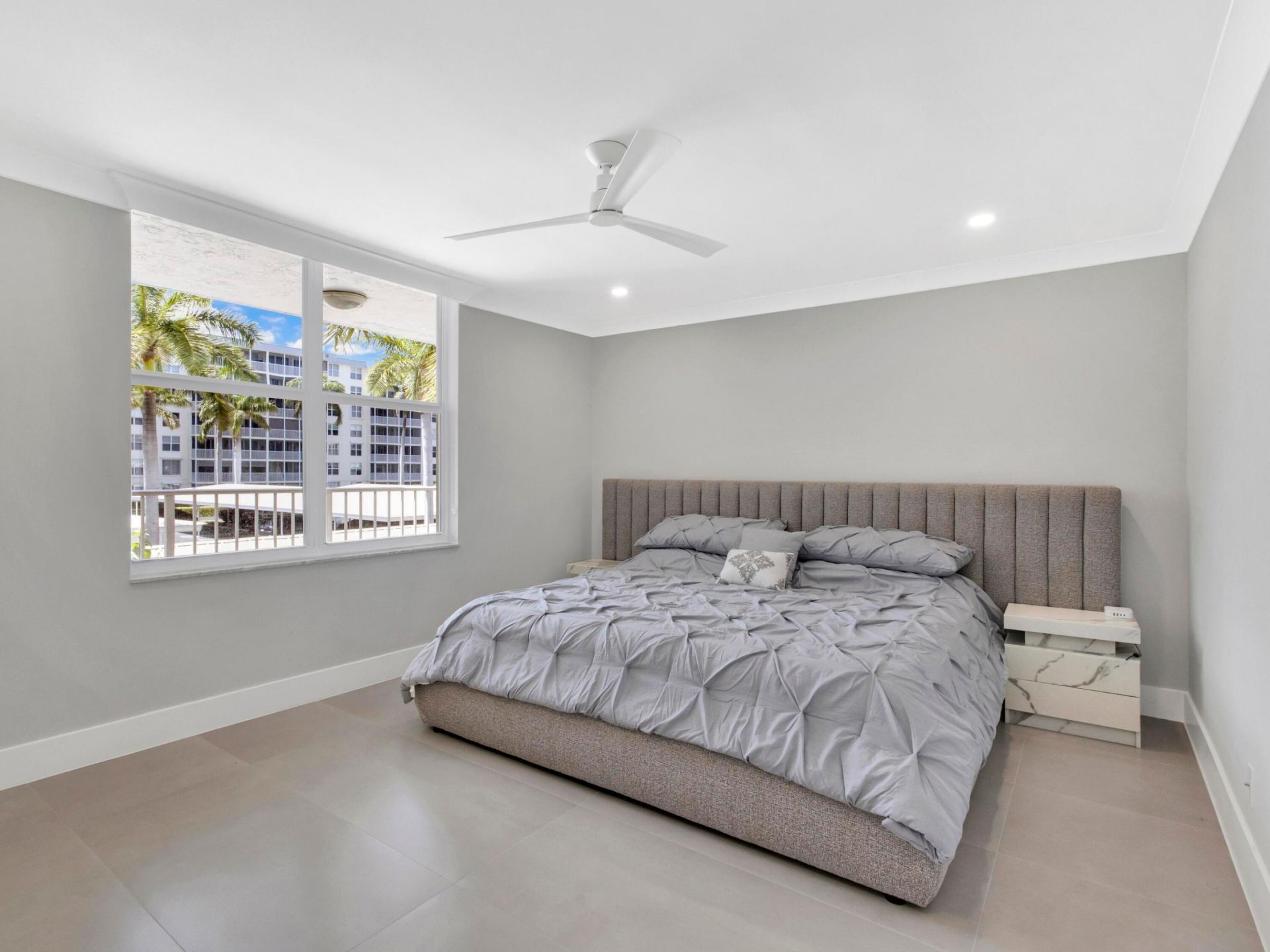 1 Harbourside Drive, Unit 2207, Delray Beach, FL 33483 Photo