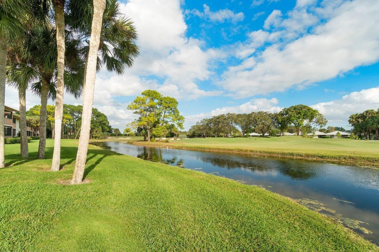 655 Brackenwood Cove, Palm Beach Gardens, FL 33418 Photo