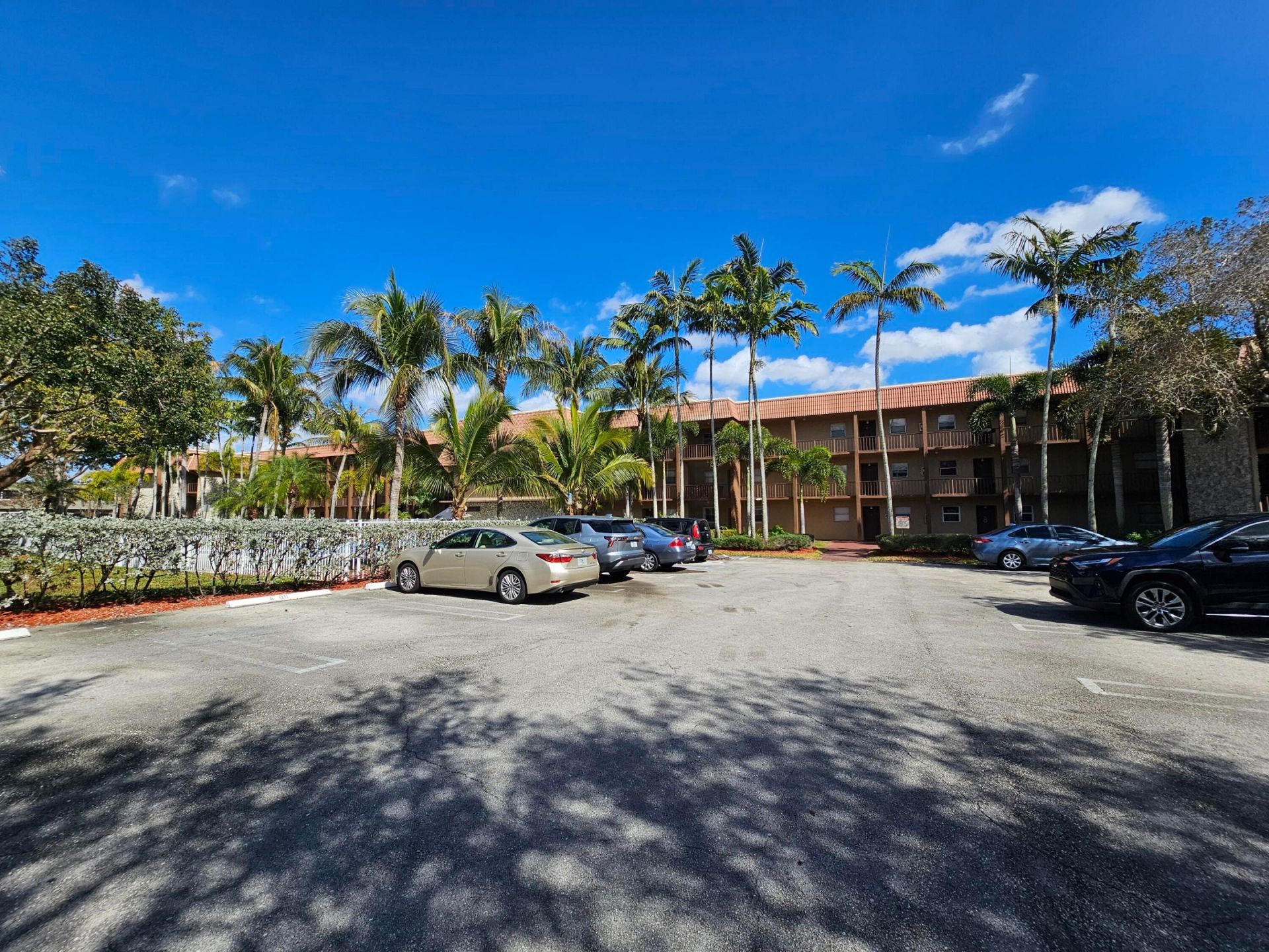 120 Sparrow Drive, Unit 208, Royal Palm Beach, FL 33411 Photo