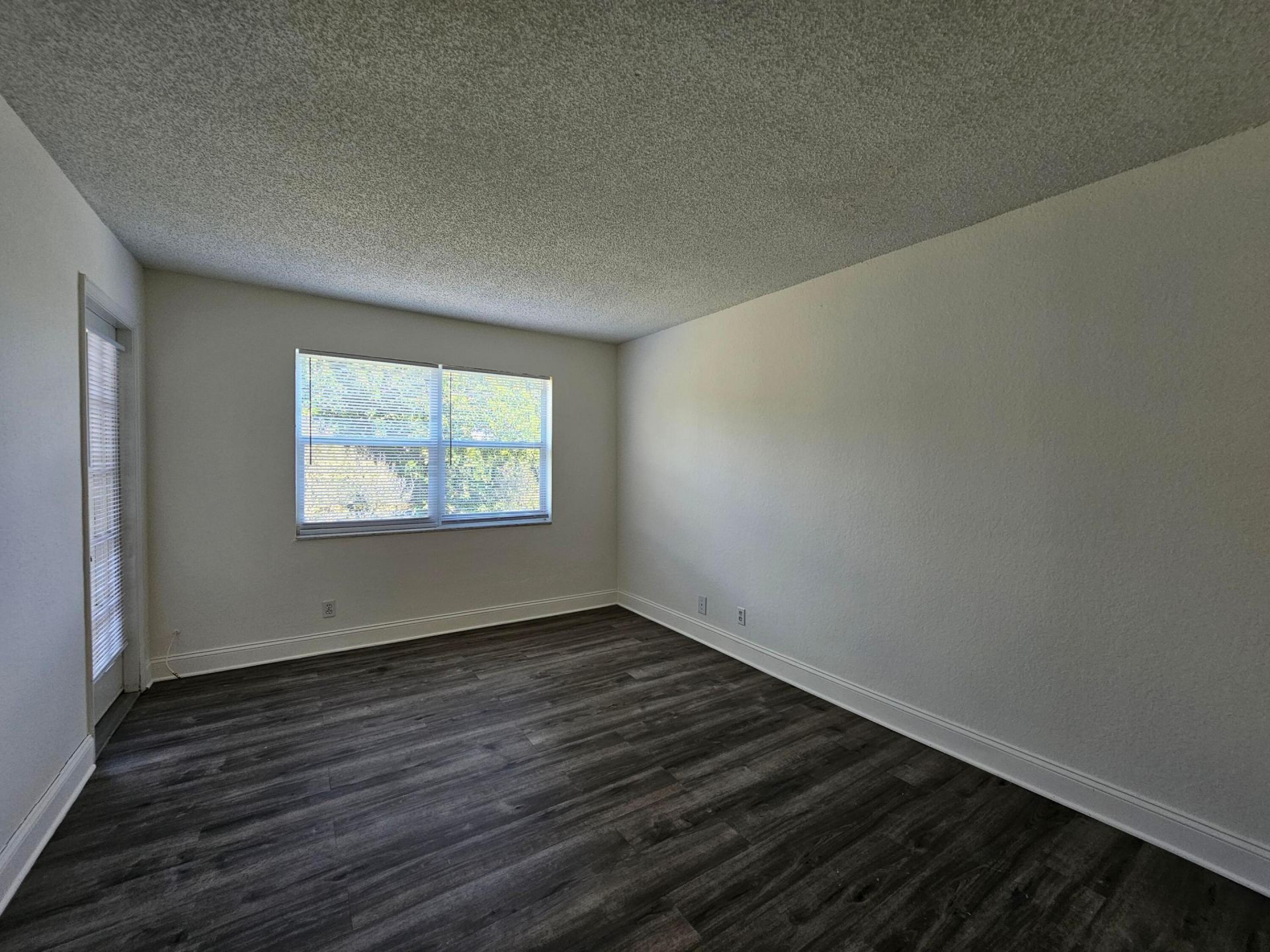 120 Sparrow Drive, Unit 208, Royal Palm Beach, FL 33411 Photo