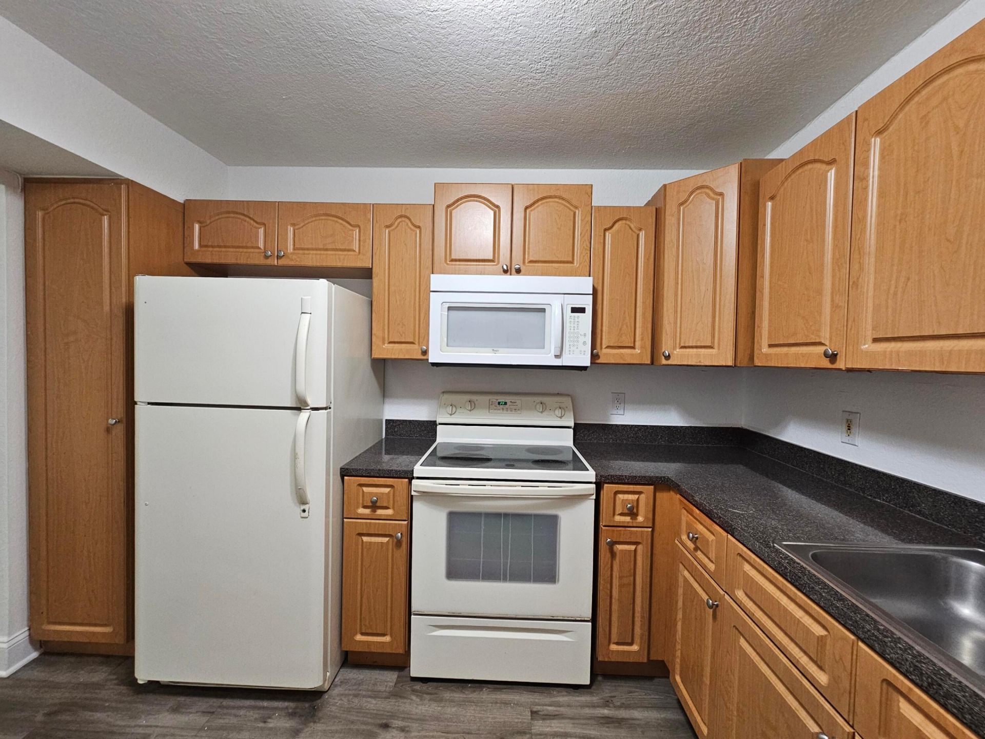 120 Sparrow Drive, Unit 208, Royal Palm Beach, FL 33411 Photo