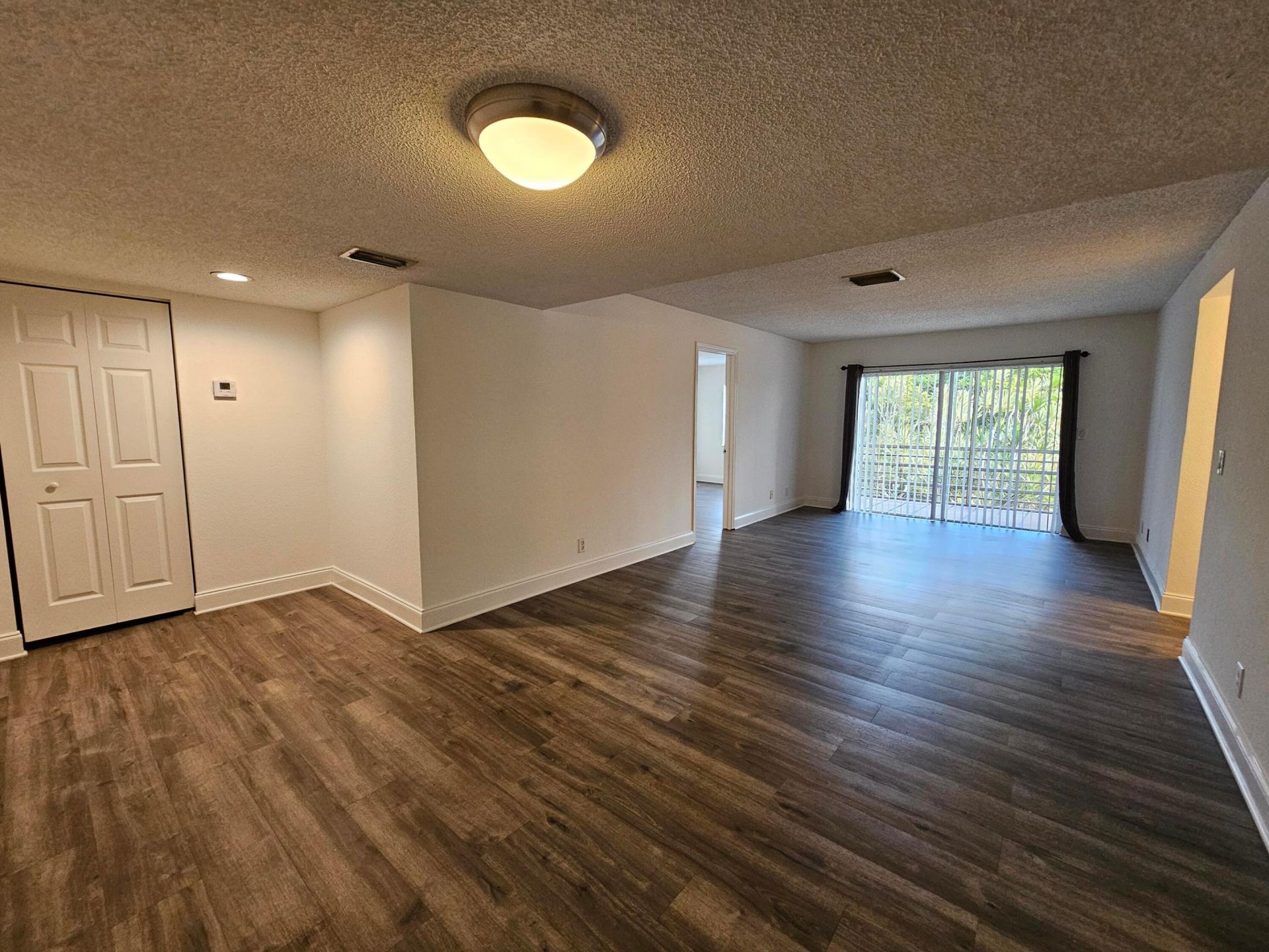 120 Sparrow Drive, Unit 208, Royal Palm Beach, FL 33411 Photo