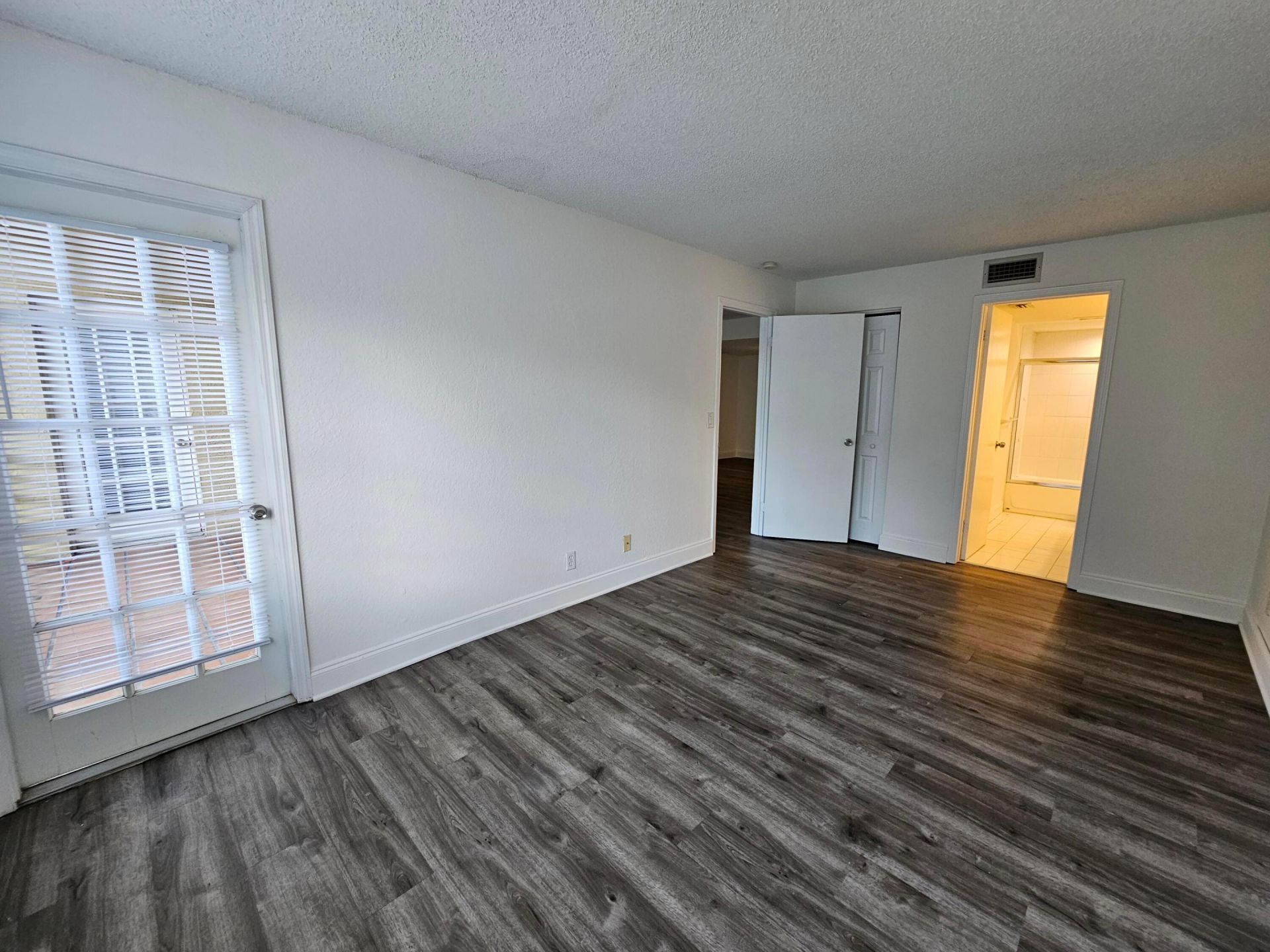 120 Sparrow Drive, Unit 208, Royal Palm Beach, FL 33411 Photo