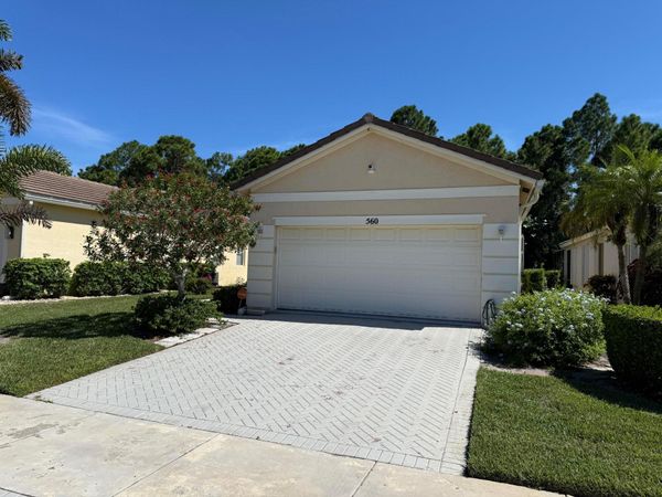 560 SW Indian Key Drive SW, Port Saint Lucie, FL 34986