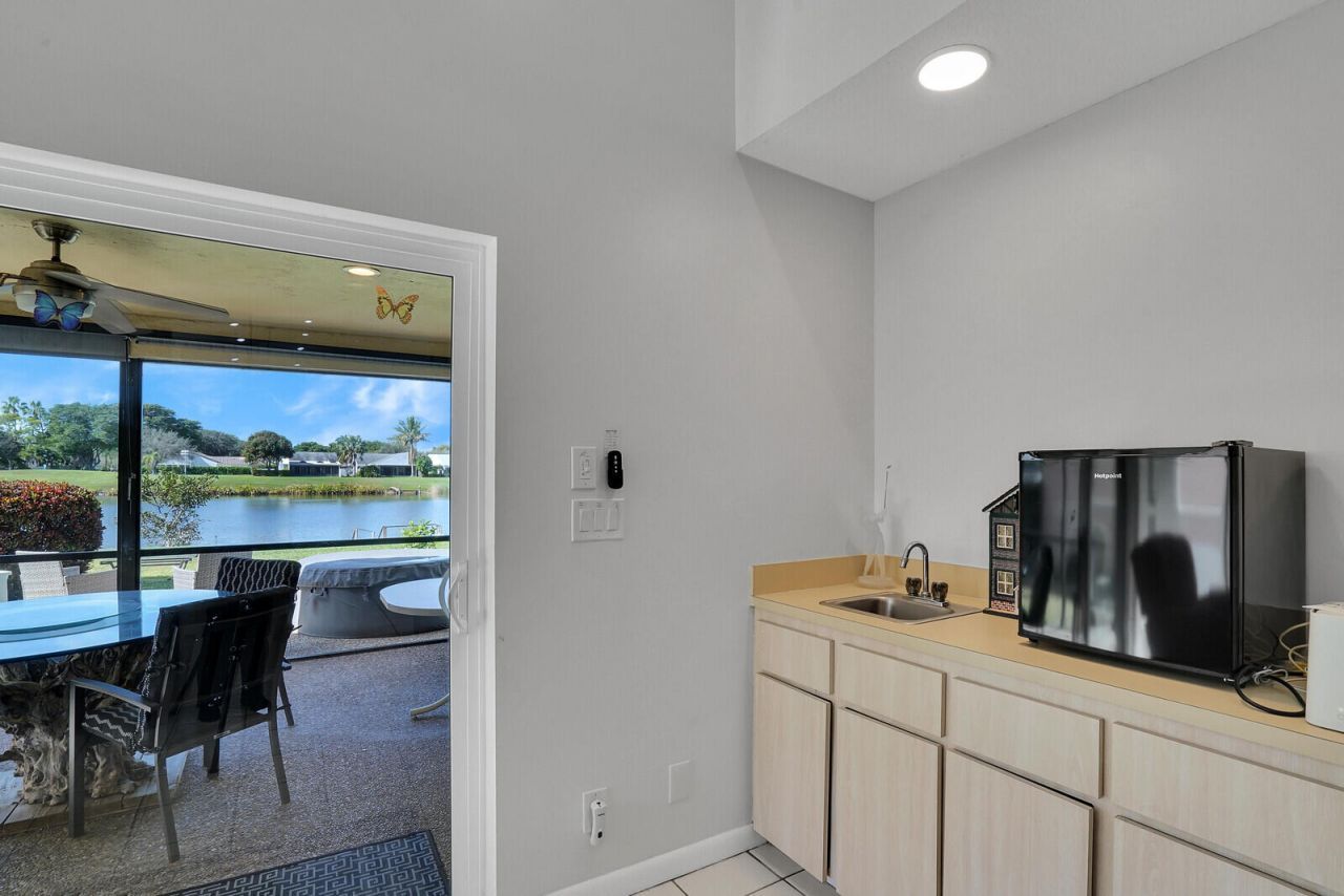 1080 NW 20th Avenue, Delray Beach, FL 33445 Photo