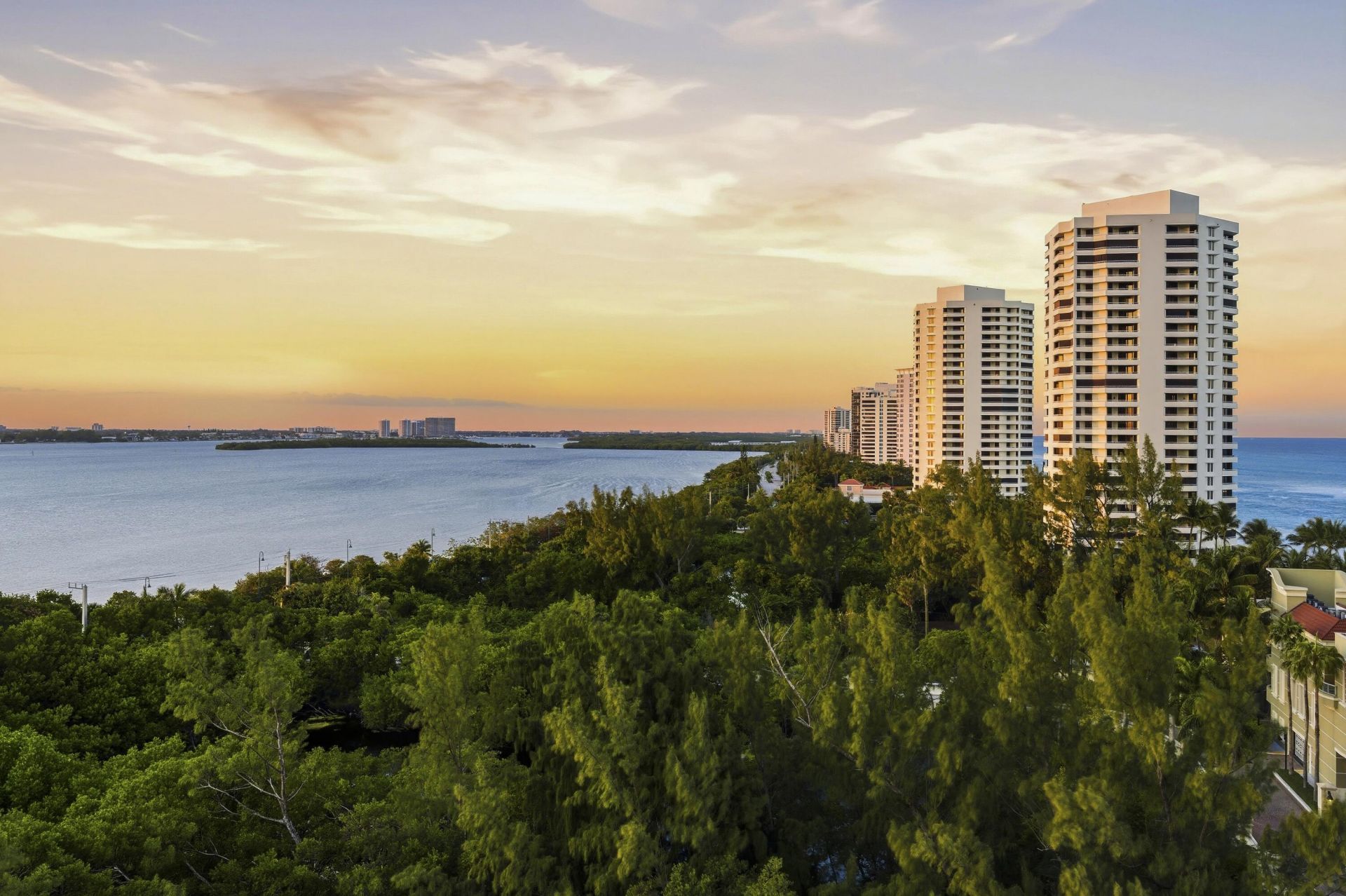 5000 N Ocean Drive, Unit 1001, Singer Island, FL 33404 Photo
