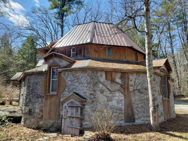 13 Kilton Road, Canaan, NH 03741