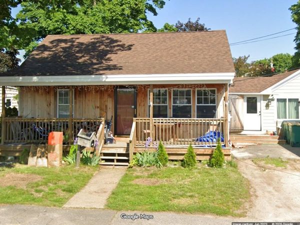 75 Chestnut Street, Rochester, NH 03867