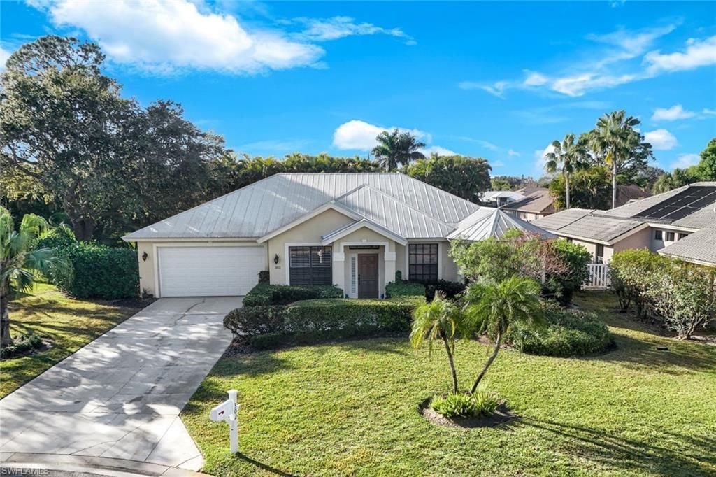 302 Sawgrass Ct, Naples, FL 34110 Photo
