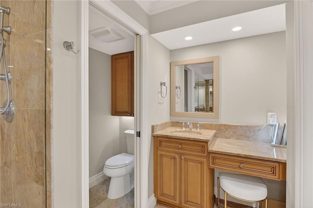 4651 Gulf Shore Blvd N, Unit 607, Naples, FL 34103 Photo