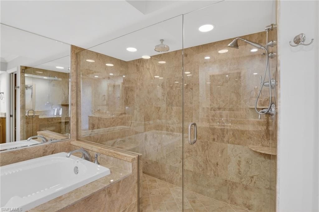 4651 Gulf Shore Blvd N, Unit 607, Naples, FL 34103 Photo