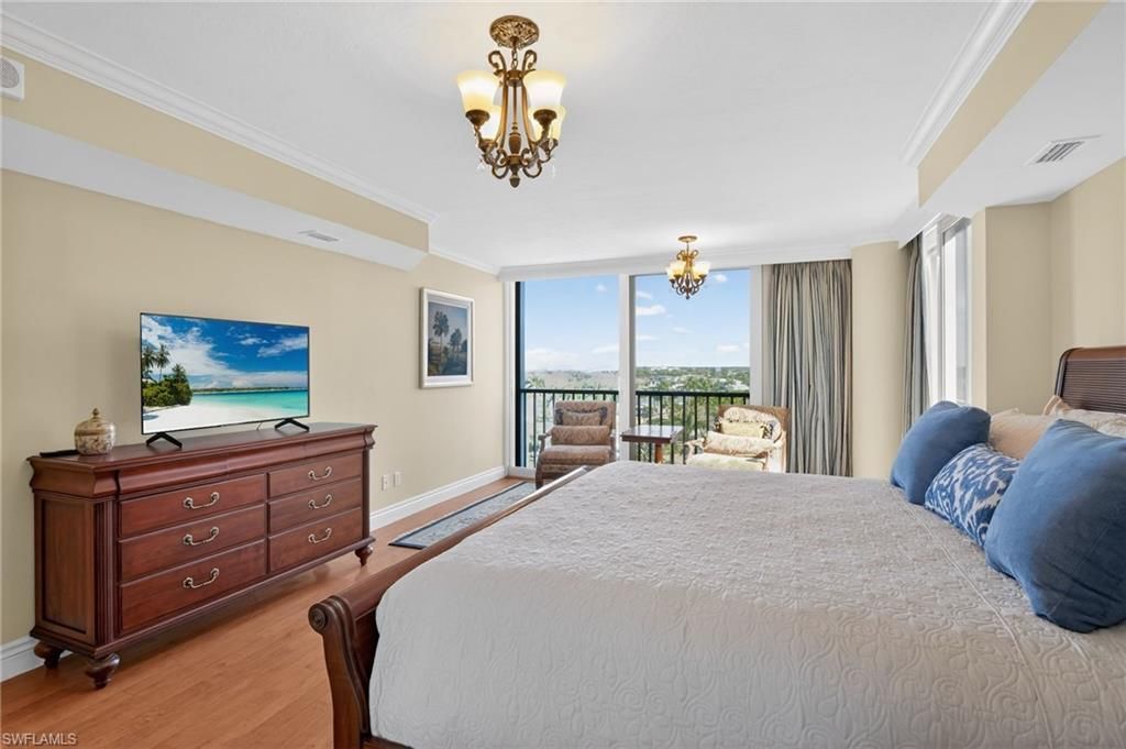 4651 Gulf Shore Blvd N, Unit 607, Naples, FL 34103 Photo