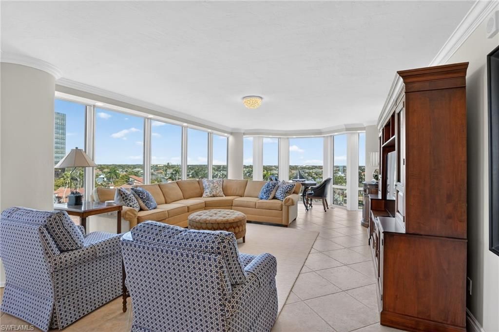 4651 Gulf Shore Blvd N, Unit 607, Naples, FL 34103 Photo