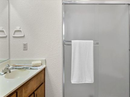 228 Foresthill Ave #b, Unit B, Auburn, CA 95603 Photo